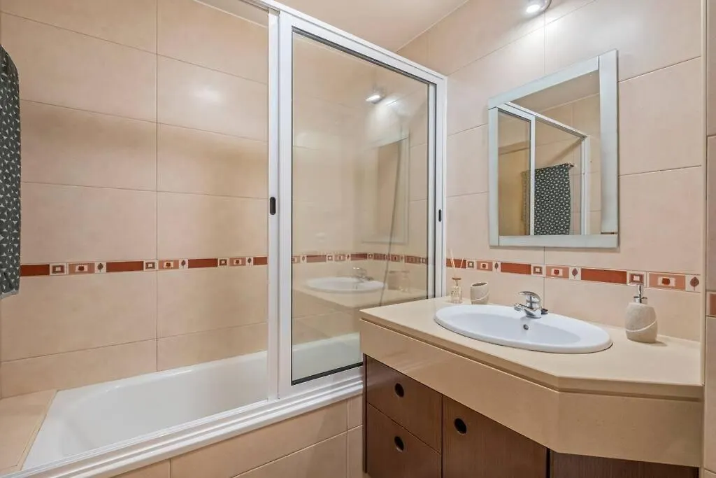 Ocean View Madeira Apartment Canico